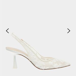 Betsey Johnson Nikki ivory Heels